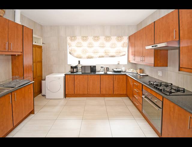 3 BEDROOM APARTMENT FOR SALE IN KILLARNEY